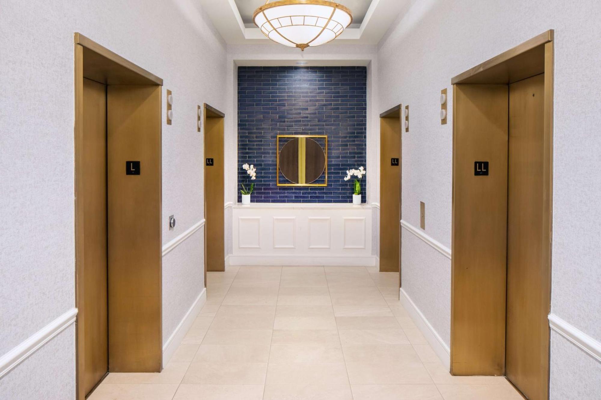 Hilton Garden Inn Washington Dc Downtown Extérieur photo